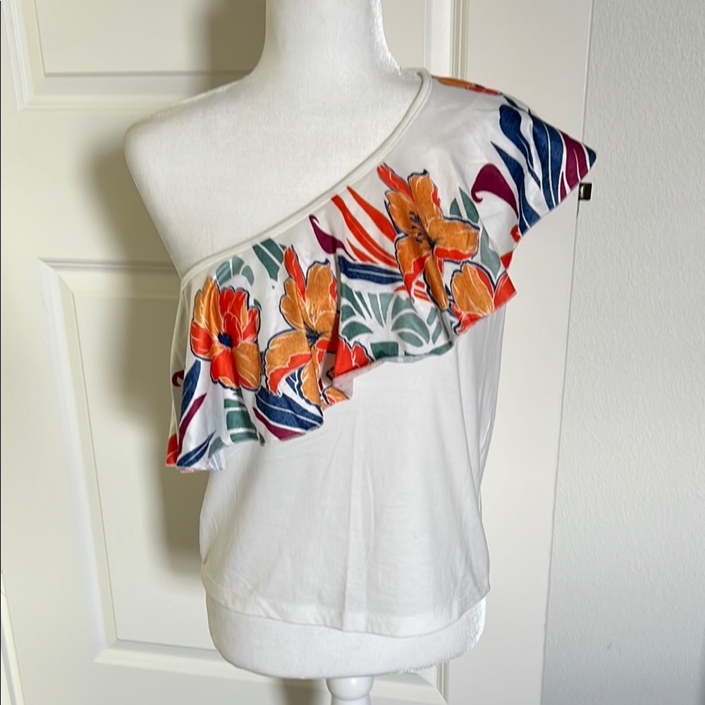 EUC SHEIN White Floral One-Shoulder Top - Small